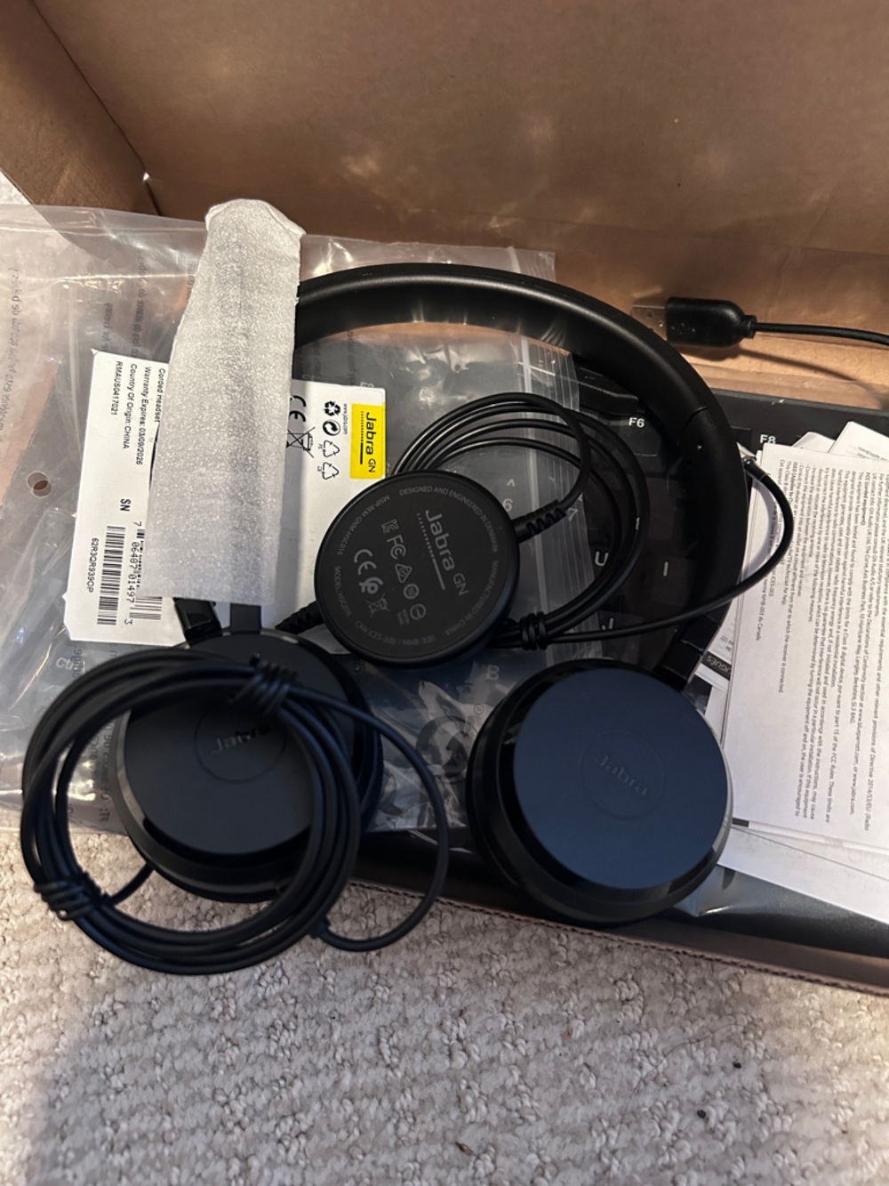 Over-Ear Wired Headphones with mic - Black